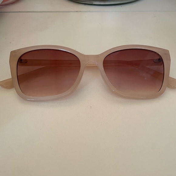 H&M Sunglasses - Picture 6 of 6